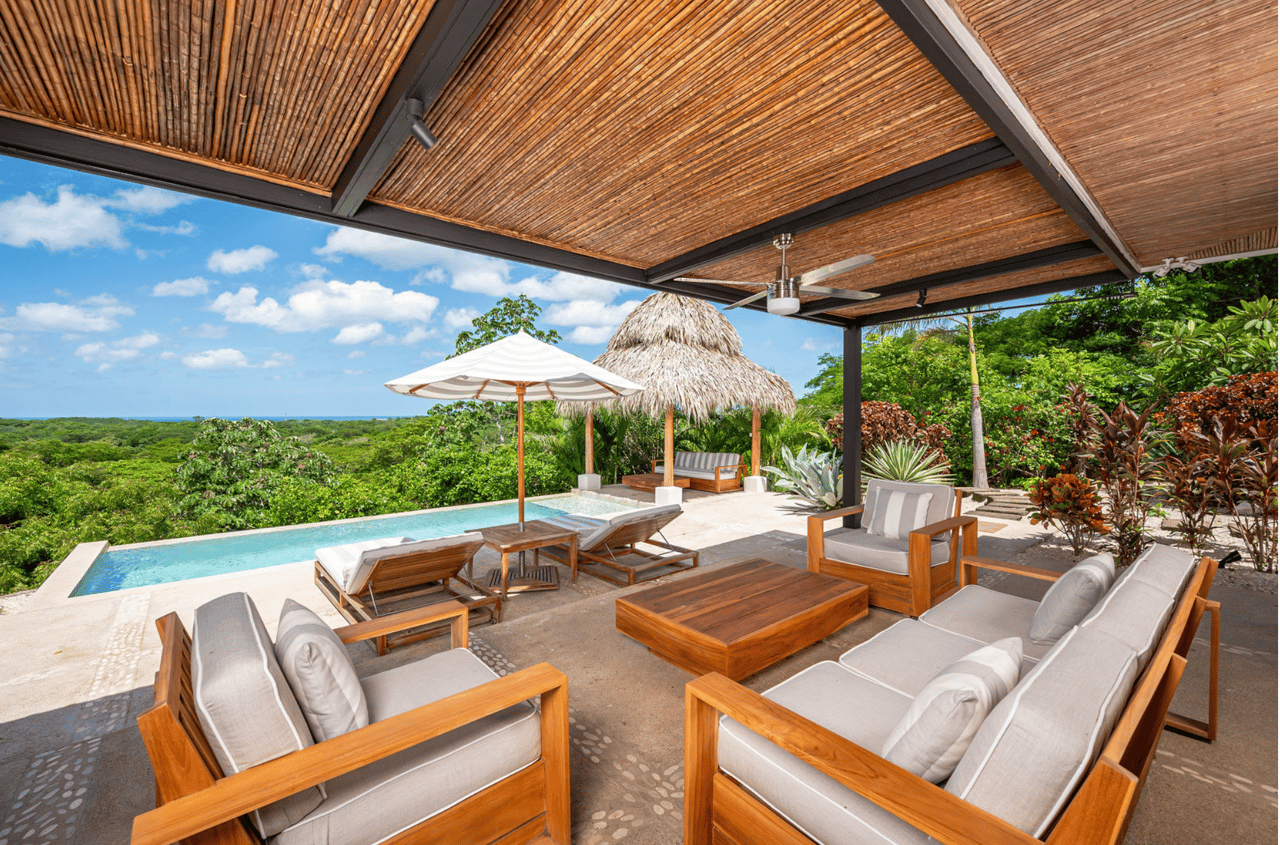 Casa Salinas – 3 beds ocean view home in playa grande