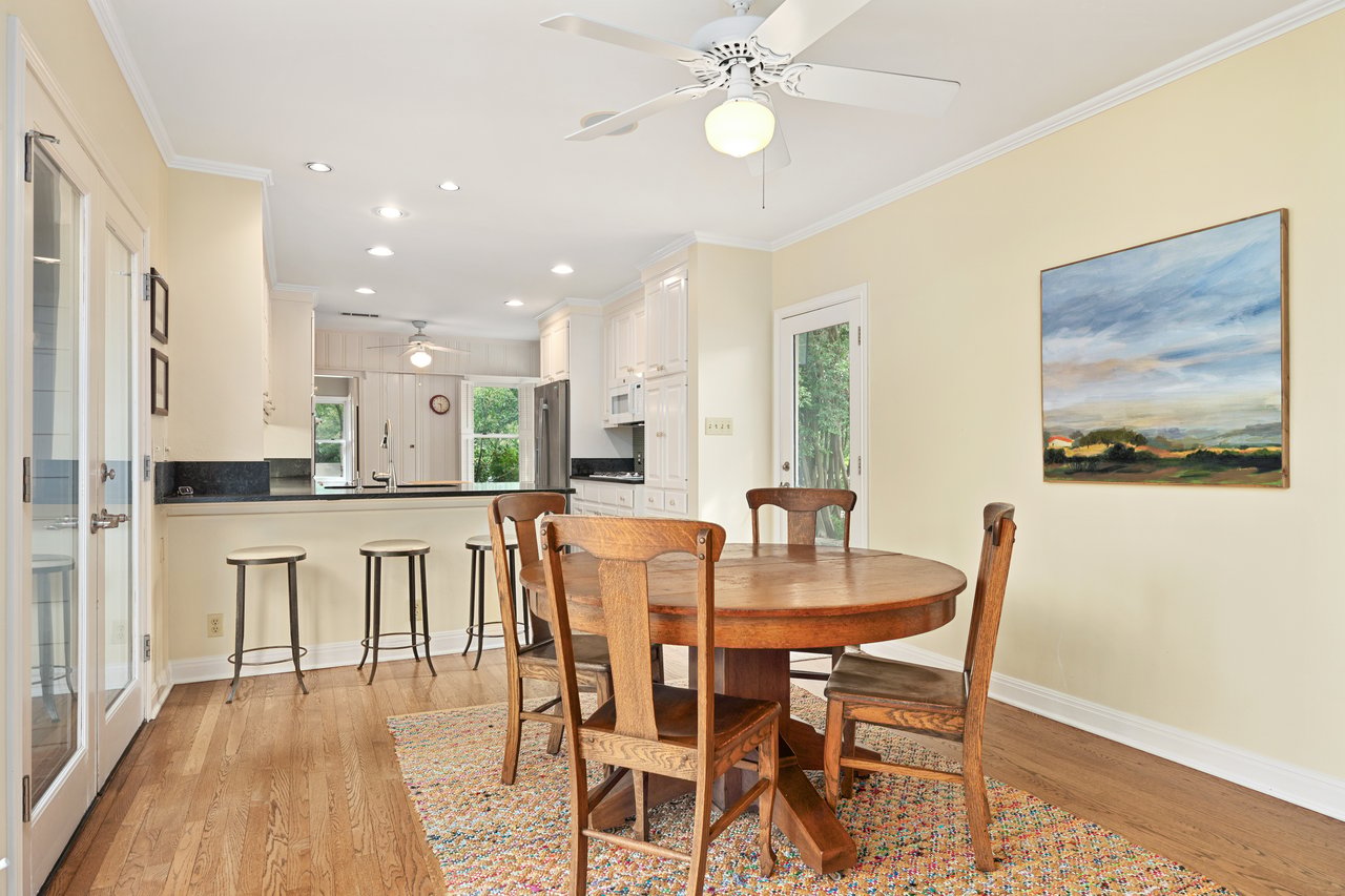 1311 Kent Lane