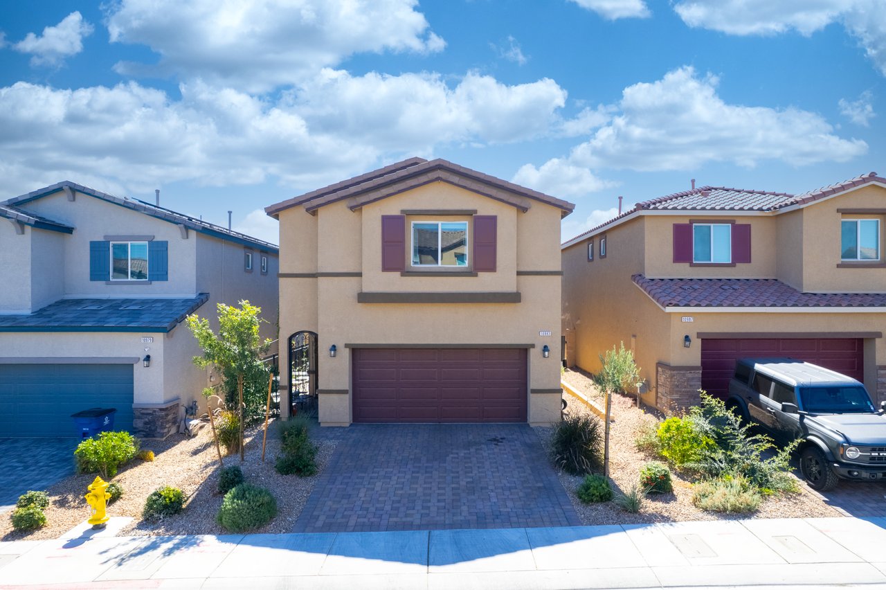 10983 Cambridge Lakes Ave