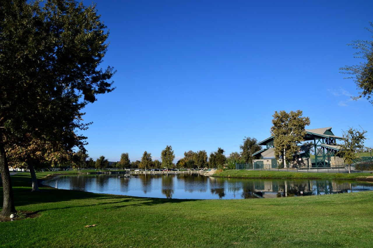 North East Bakersfield