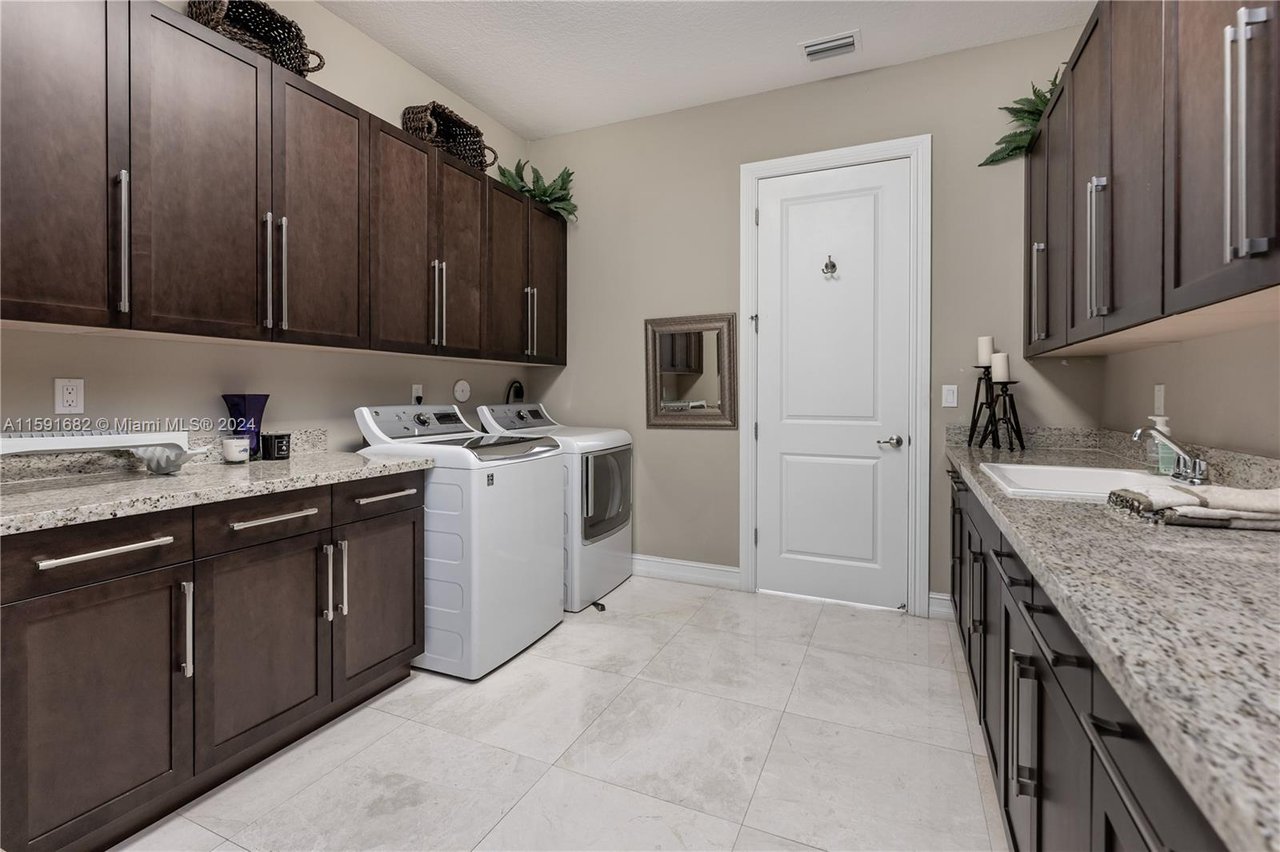5669 S Sterling Ranch Dr