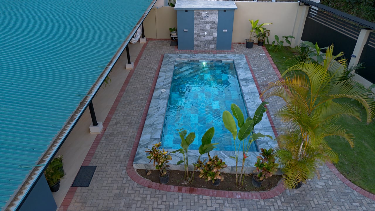 Modern Coastal Luxury: New 3-Bedroom Home Steps from South Pacific Beach