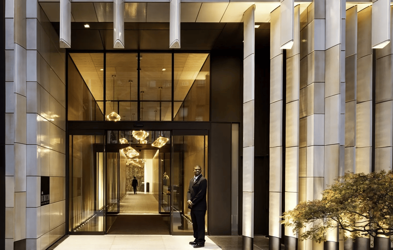 23 East 22nd St #21A