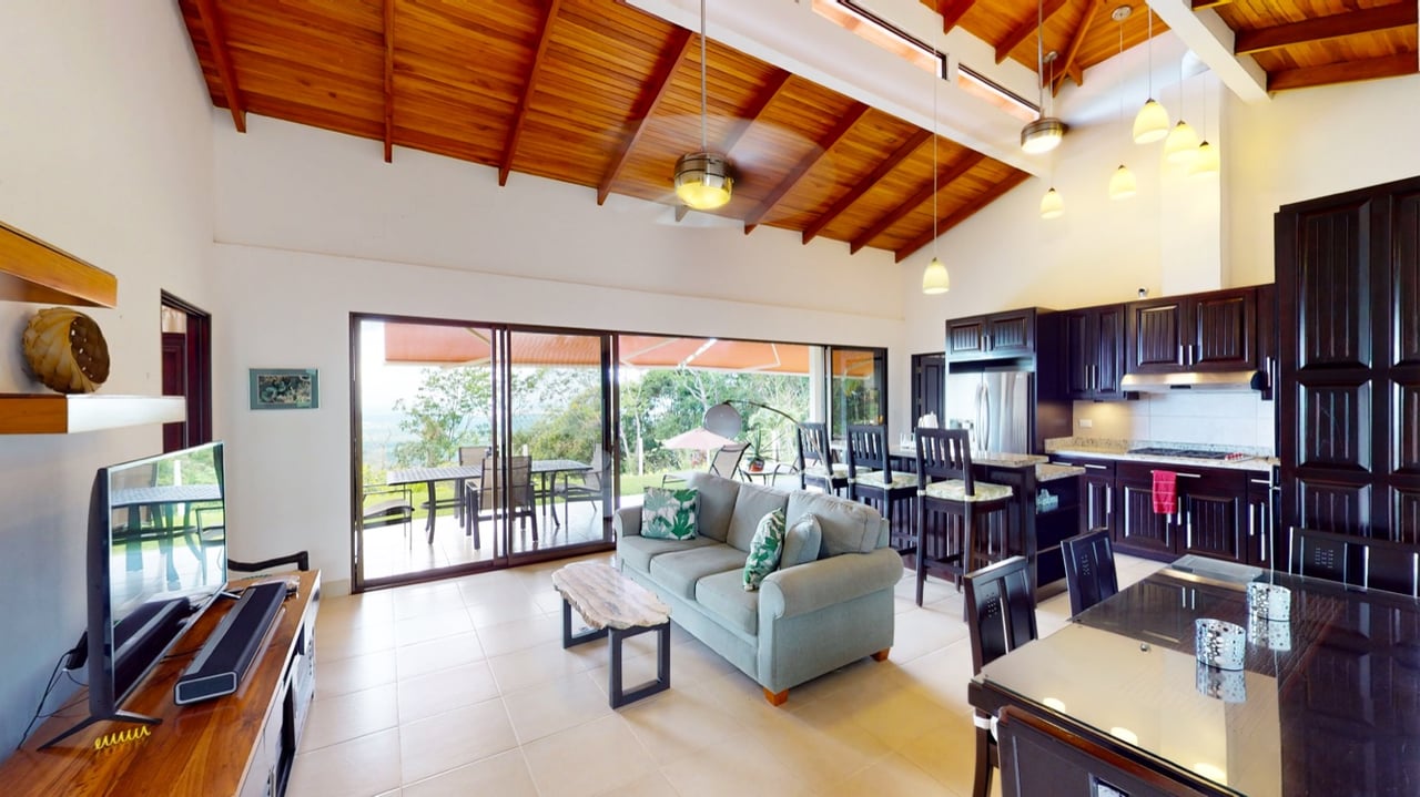 Tranquil Ocean-View Home At The End Of The Road