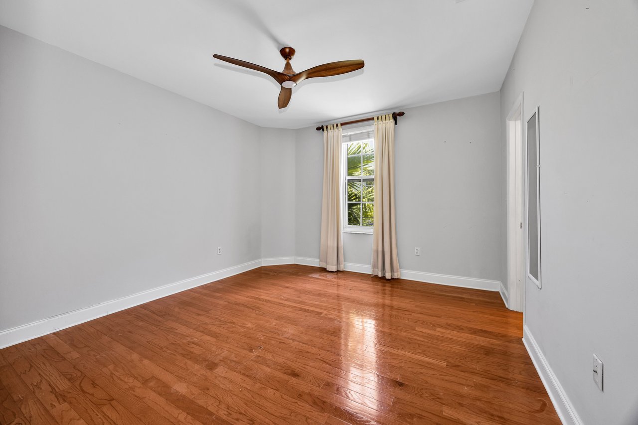 Tri-Level Townhome in the Heart of South Miami