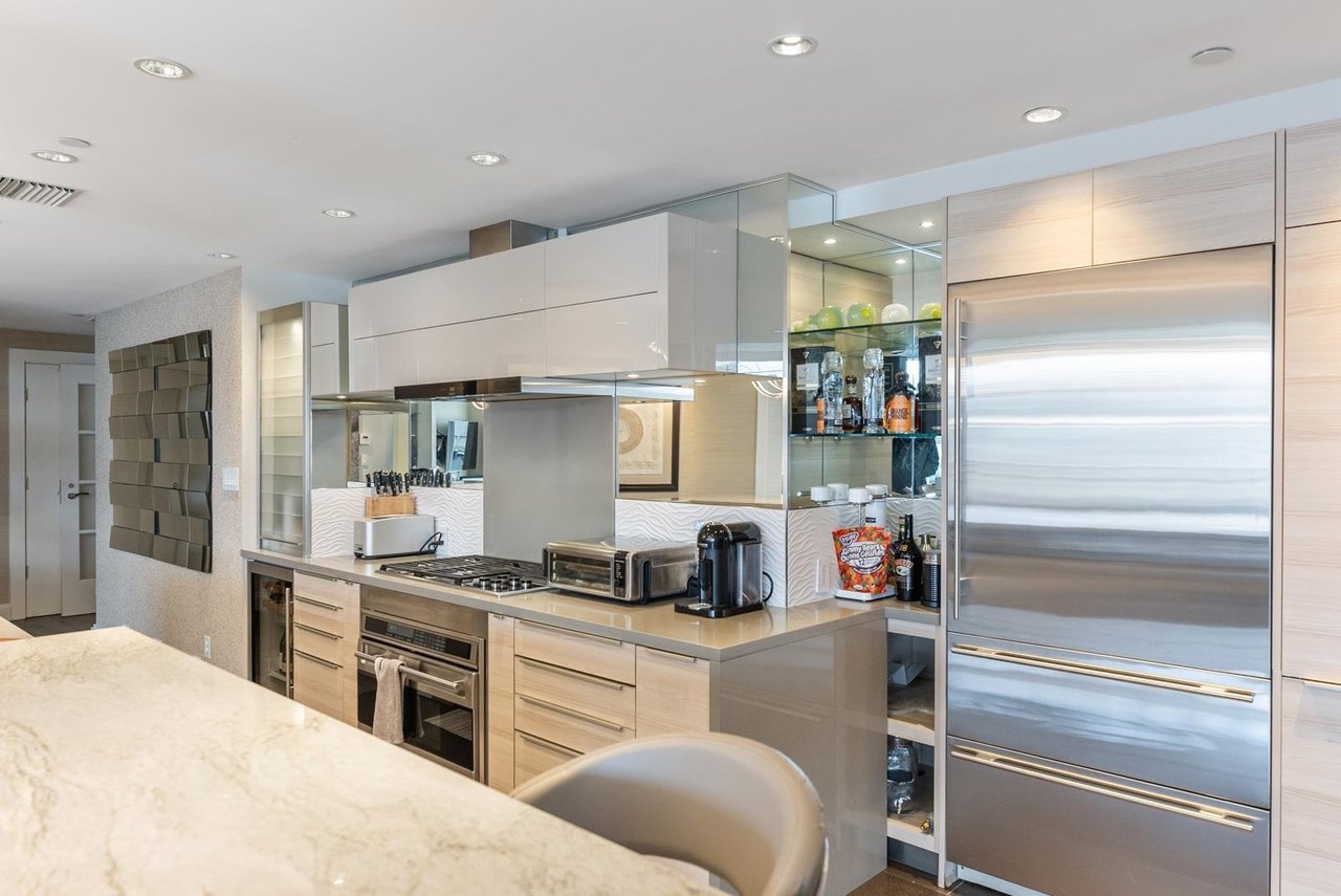 302-628 Kinghorne Mews