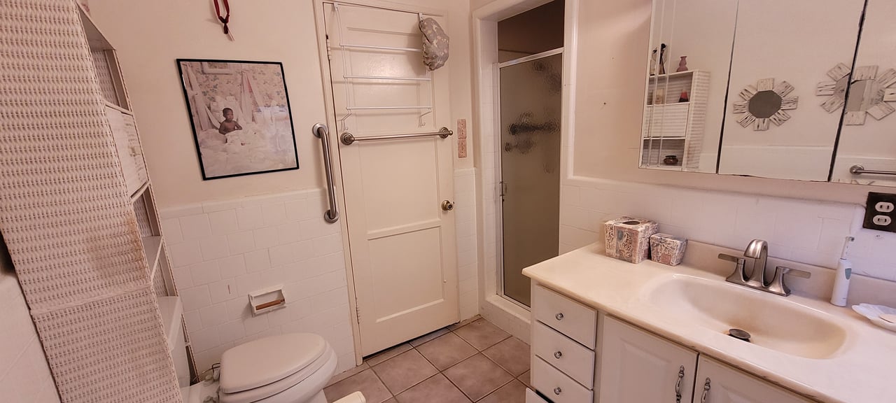 4 Units in Los Angeles