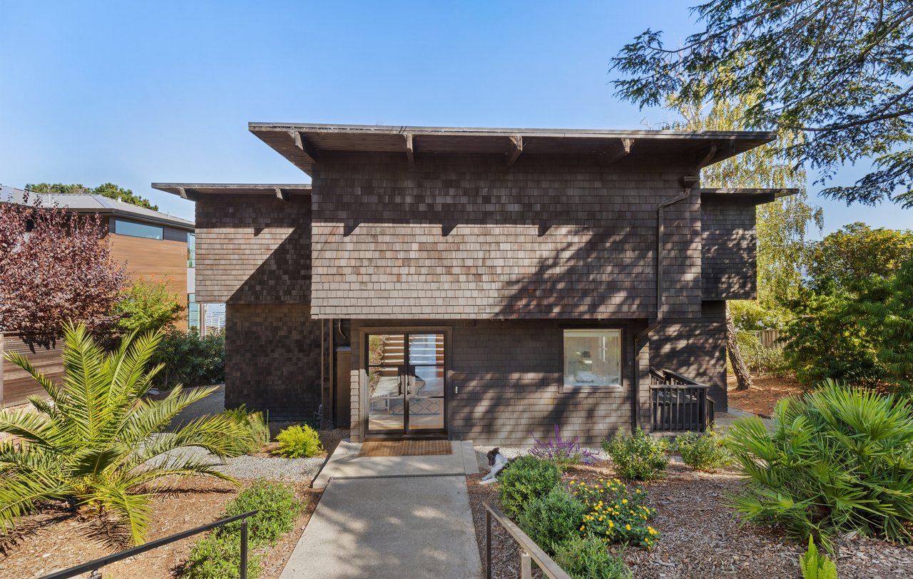 Gated Residence on the San Francisco Bay