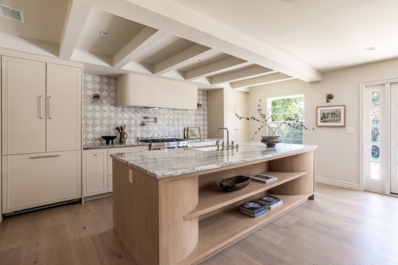 3481 St Susan Pl, PAlms - mar vista