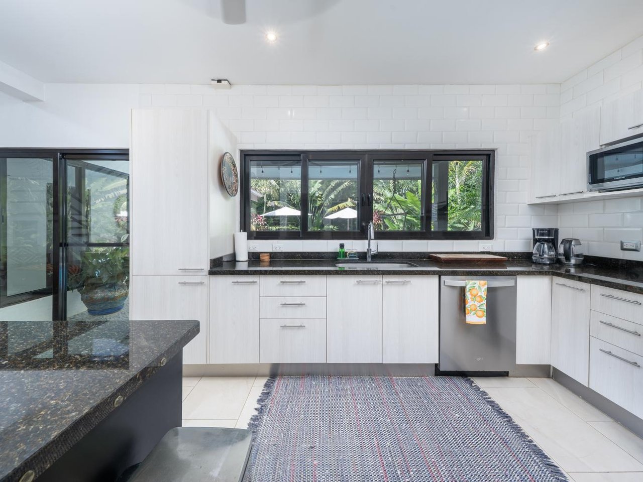 Casa Bosque | Modern 3-Bedroom Villa with Pool in Pacific Residences, Near Tamarindo