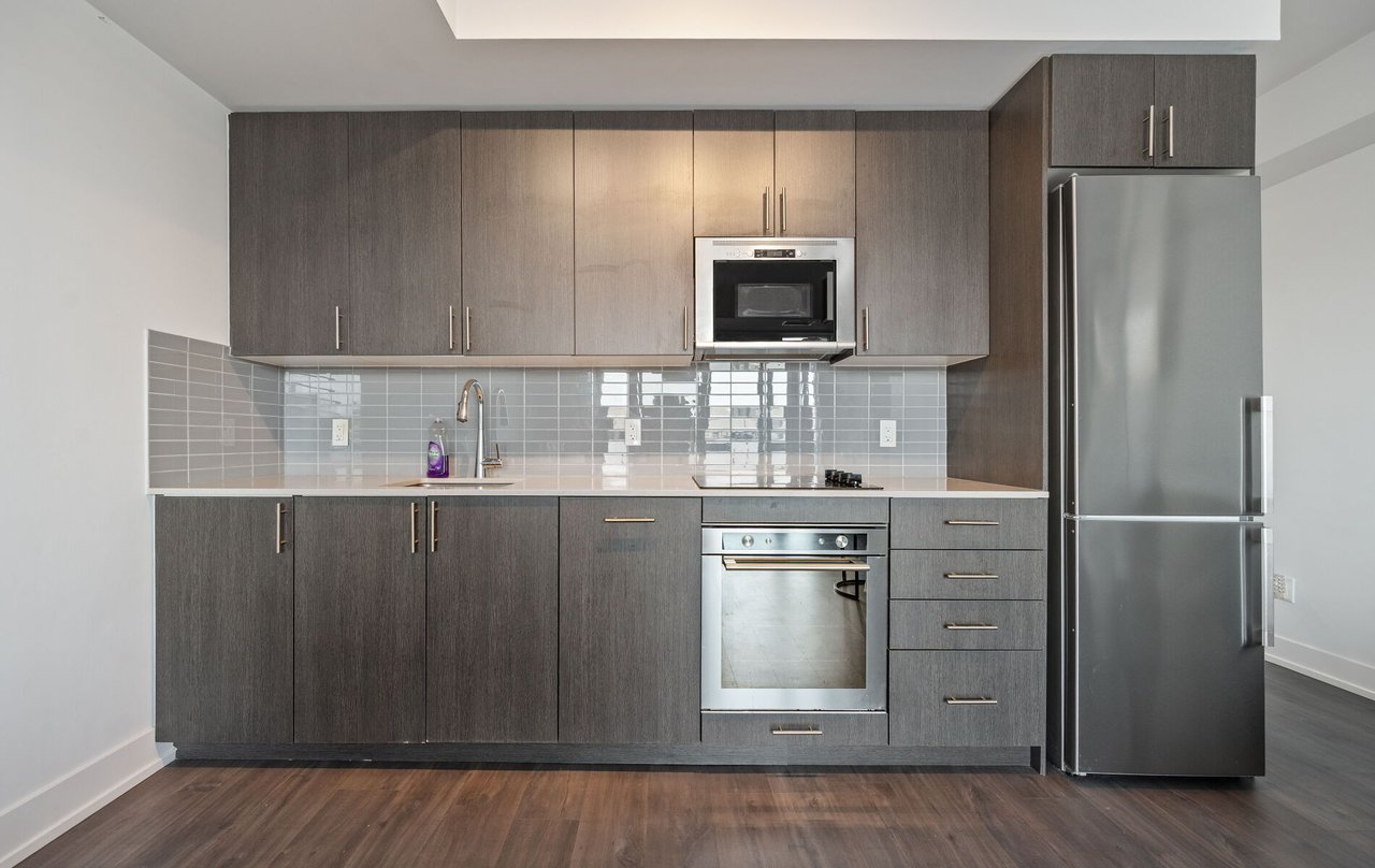2550 Simcoe Street N 219