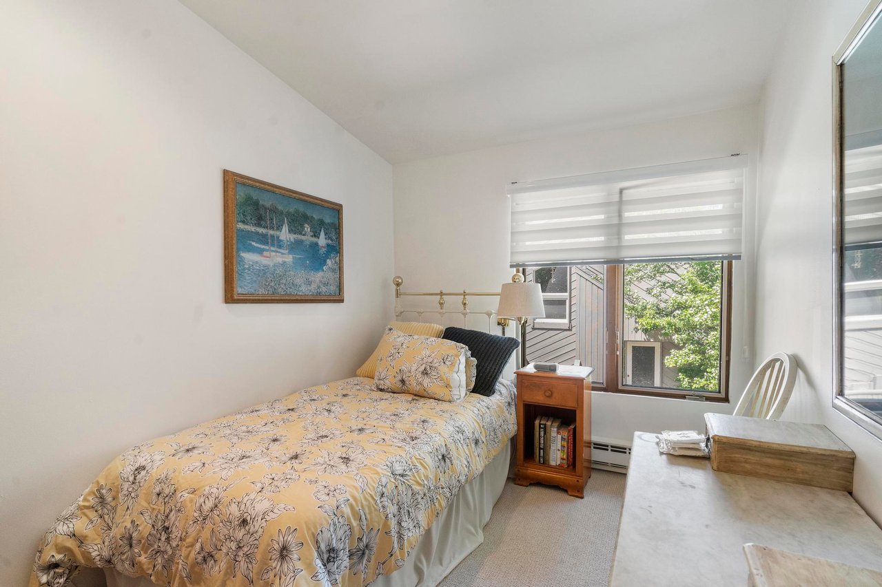 Wildwood Condo, Walloon Lake