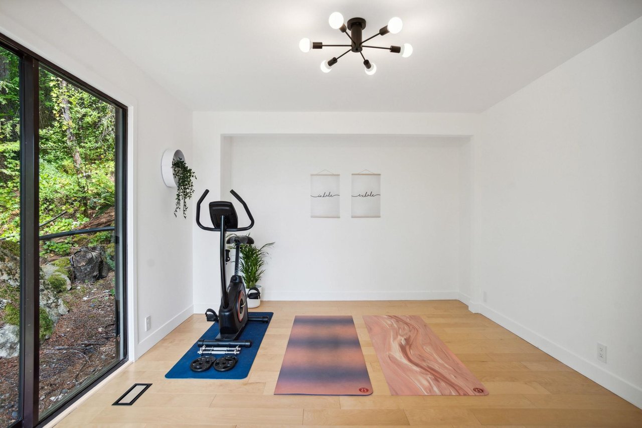405 Timbertop Dr