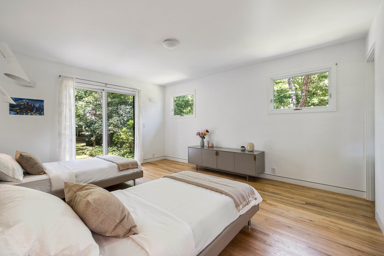 3 Whale Rock Ln., East Hampton