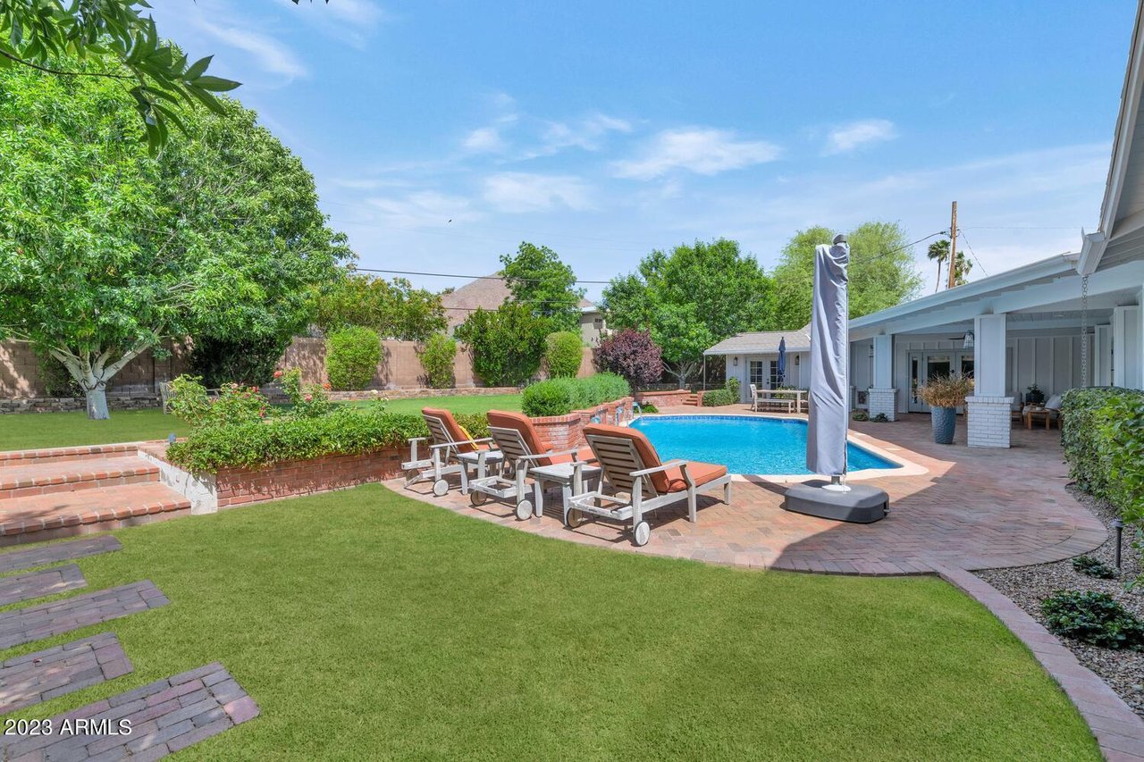 Just Sold: 4474 E Calle Del Norte