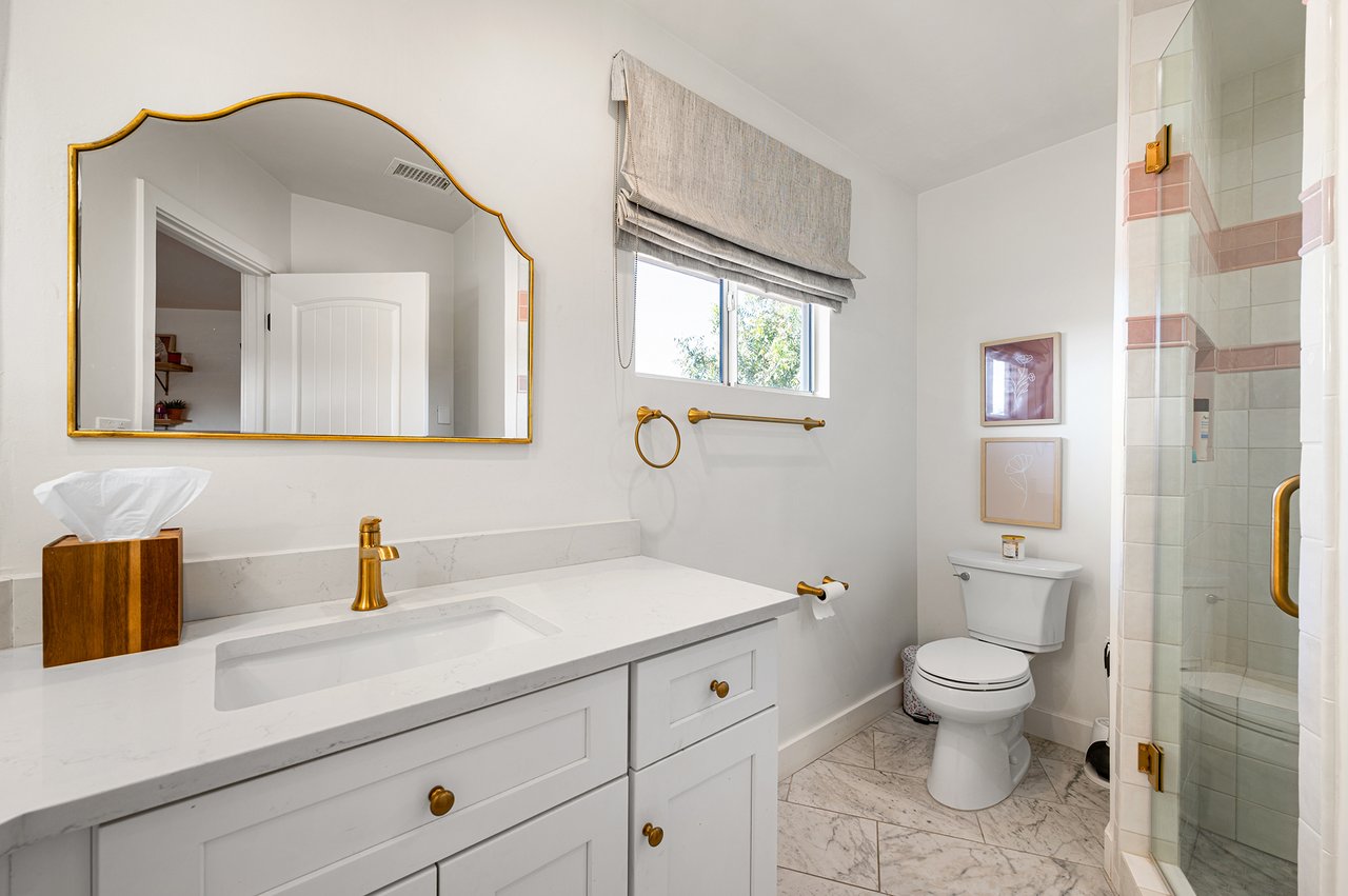 4545 N ROYAL VIEW Drive E