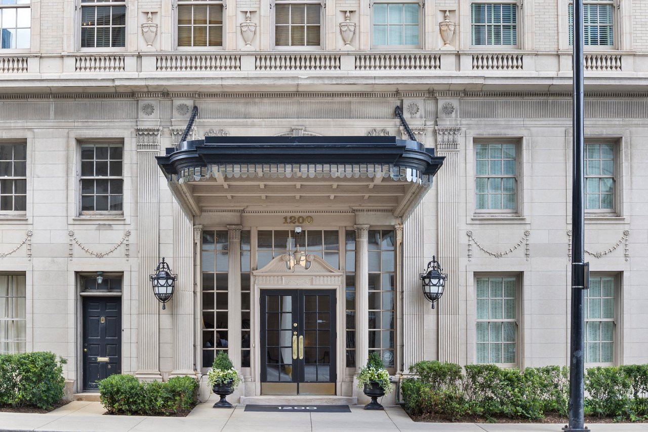 1200 N Lake Shore Drive, Unit 1201