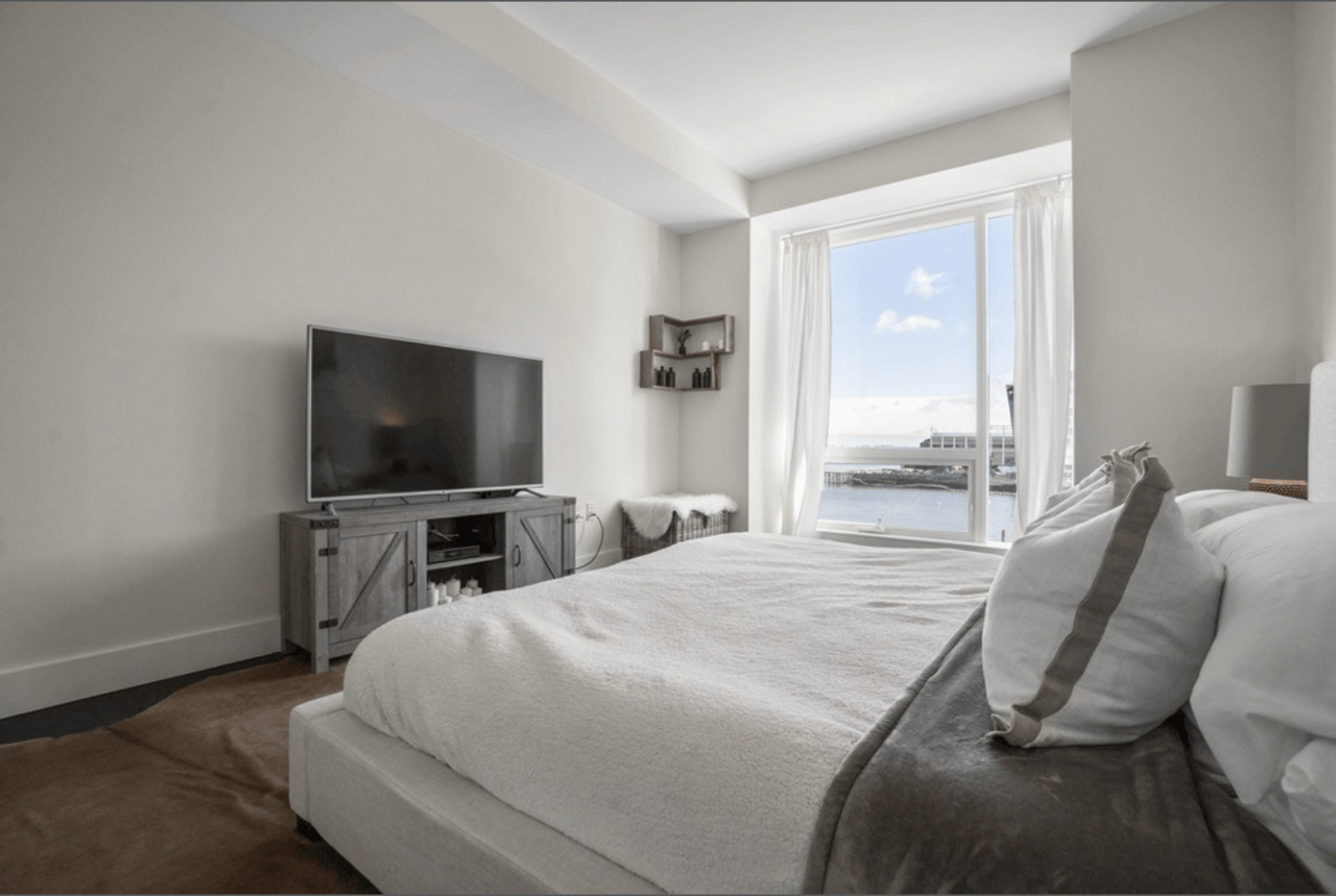 50 Liberty Dr., Unit 3B & 3C