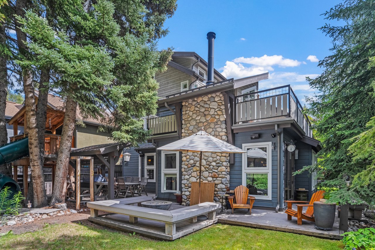 140 Rundle Crescent
