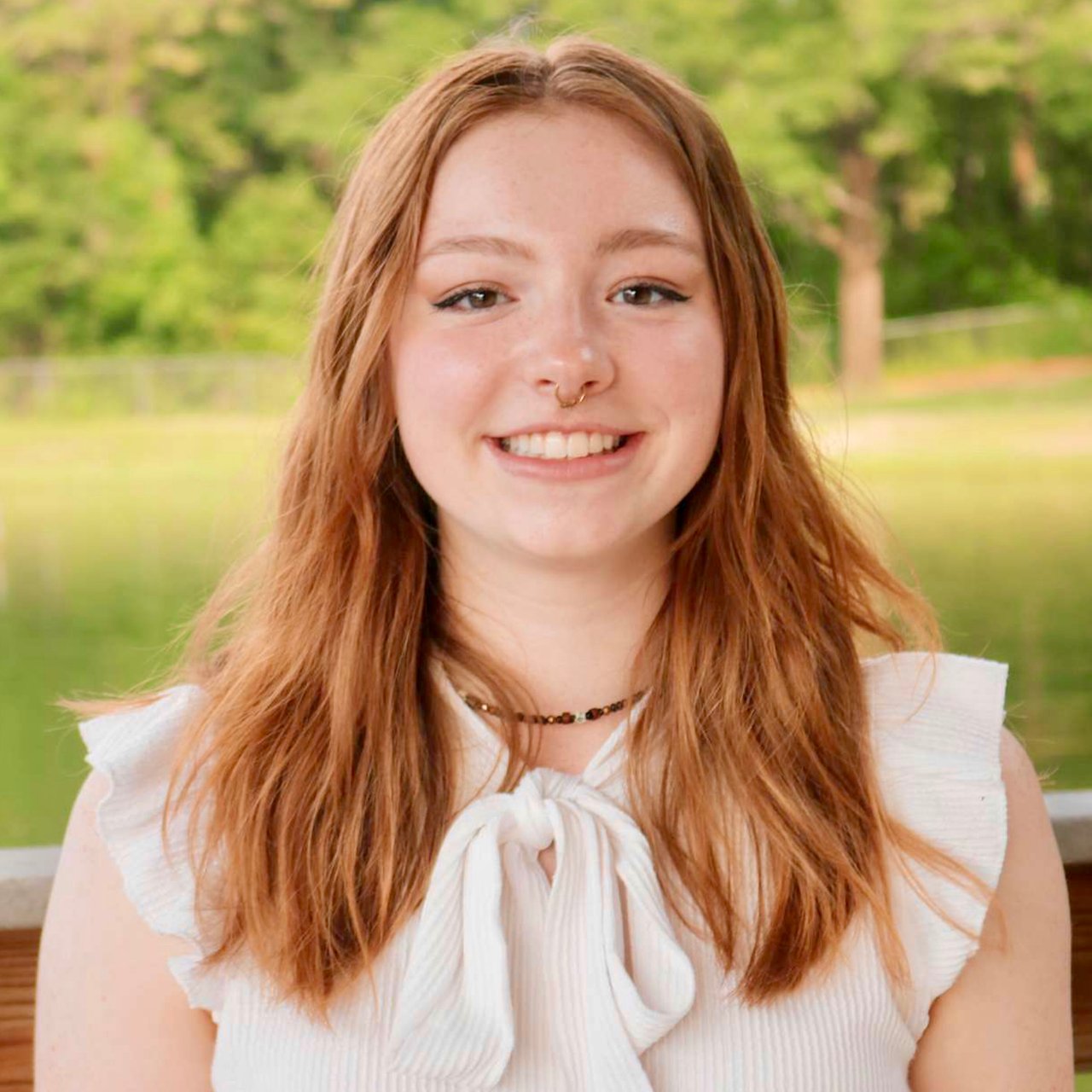 Madison Parker Navarre, FL Marketing Headshot