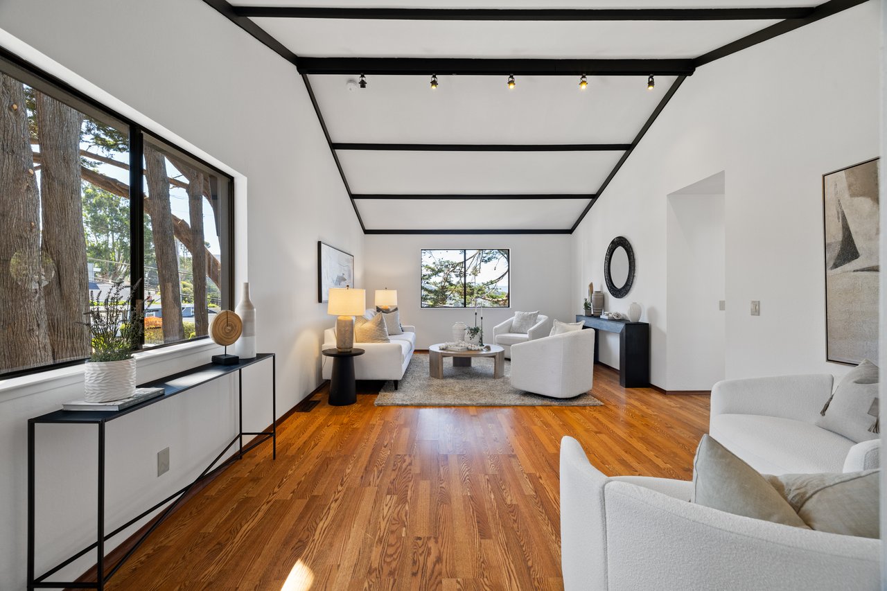207 Beverly Pl
