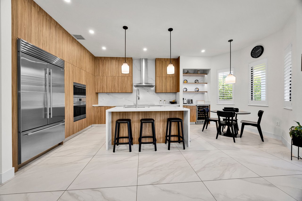 Modern Luxury Living Near Pinecrest
