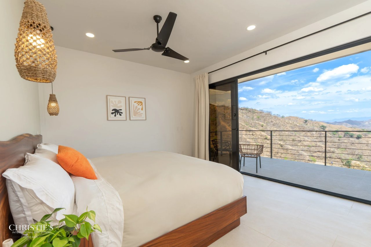 Casa Vista Escondida