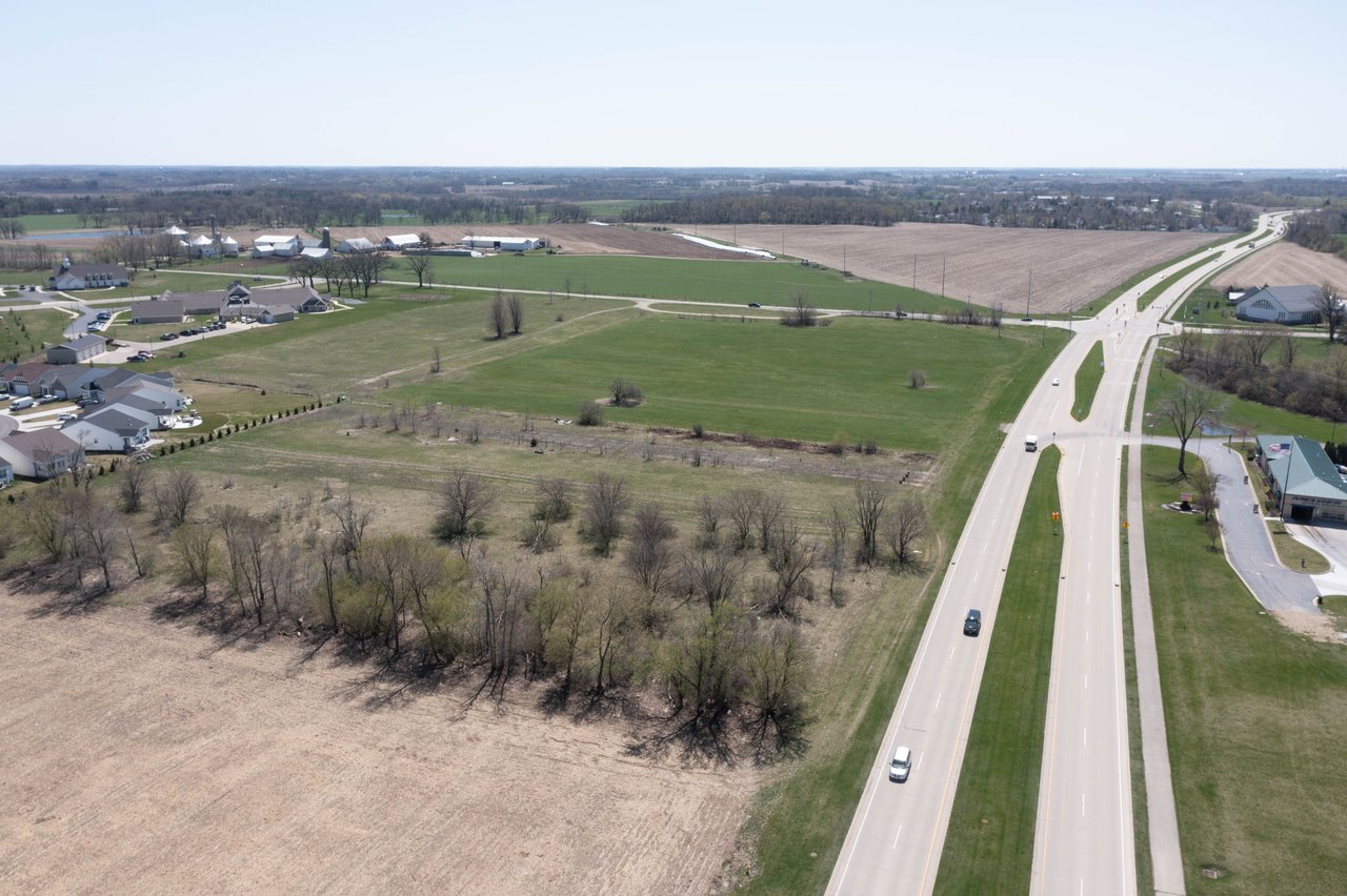 1101 S Edwards Boulevard