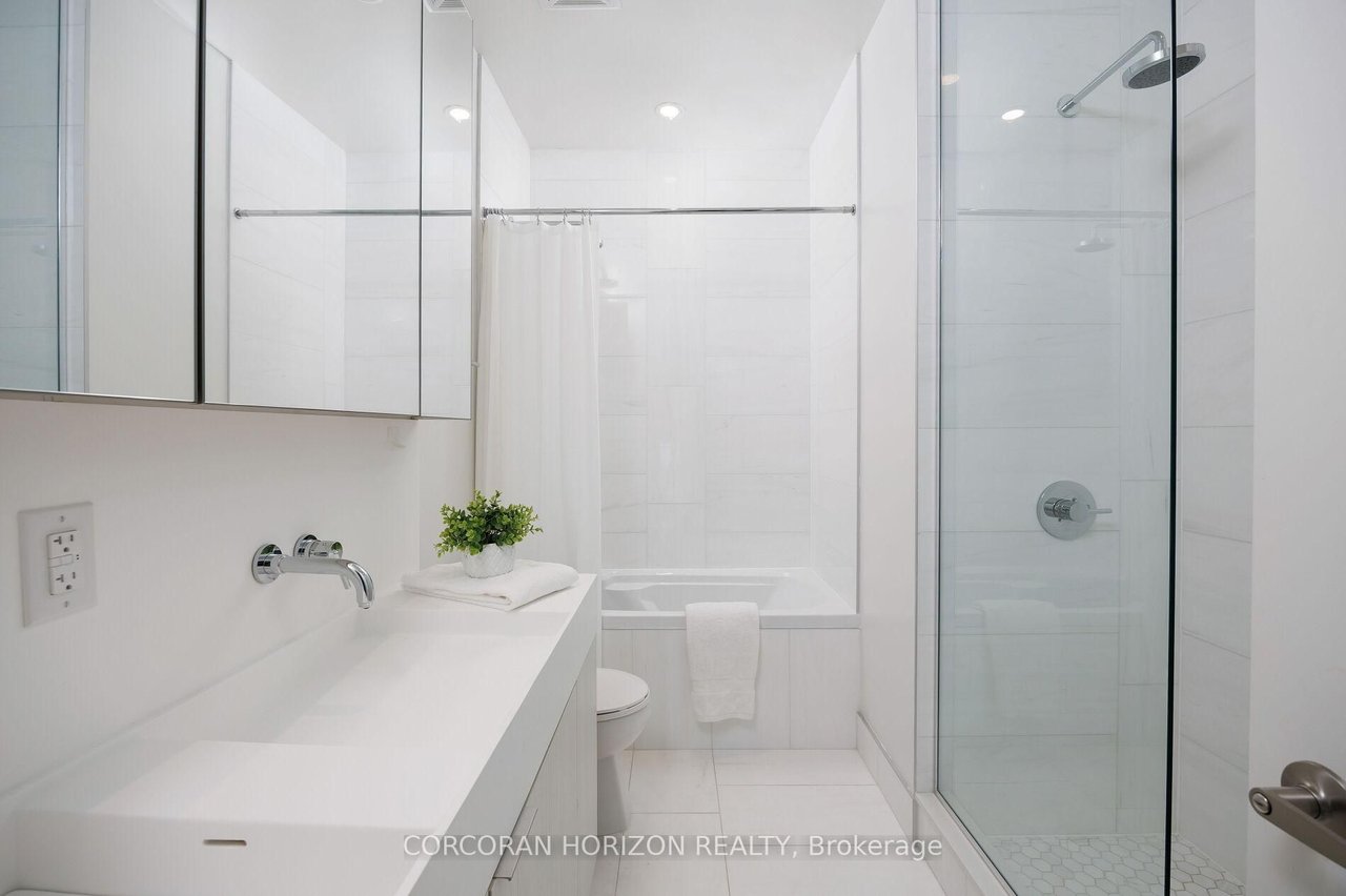 SUGARBEACH PENTHOUSE LIVING