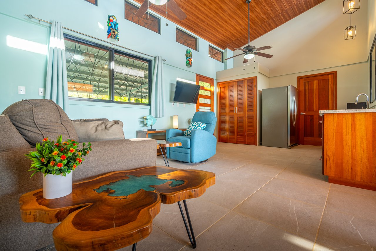 Casa Sea Breeze- Spectacular Ocean-View Home and Guest Villa in Prime Ojochal Location