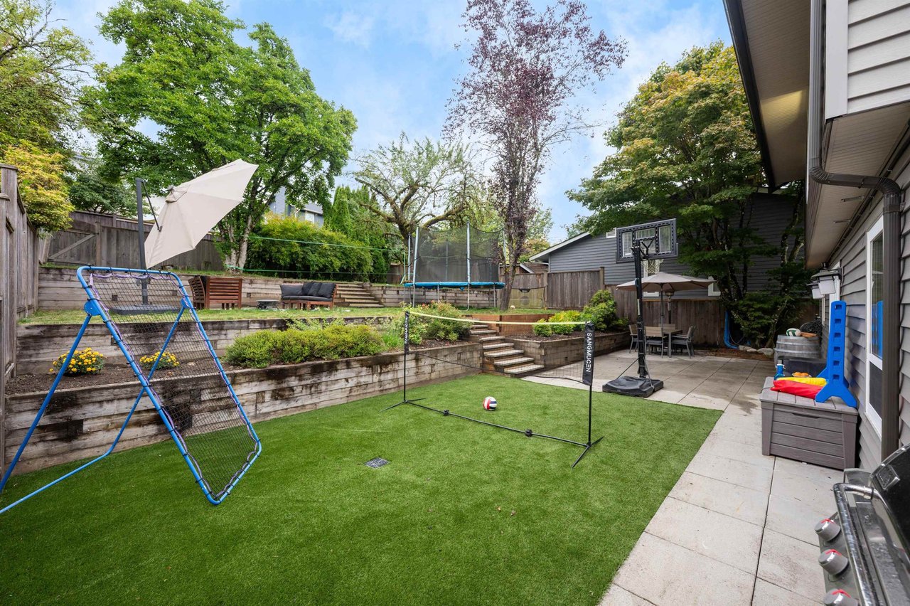 1005 Alpine Pl