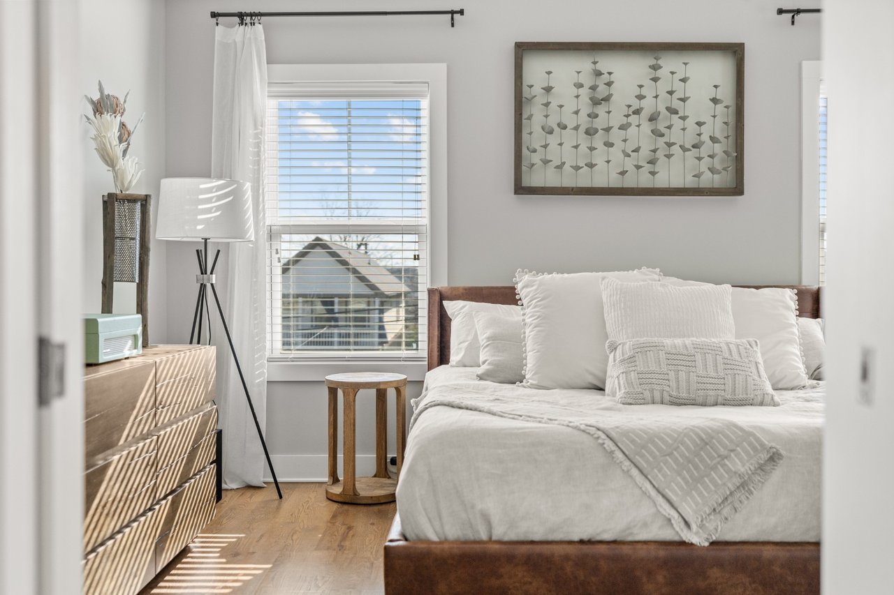 6117 California Ave #B