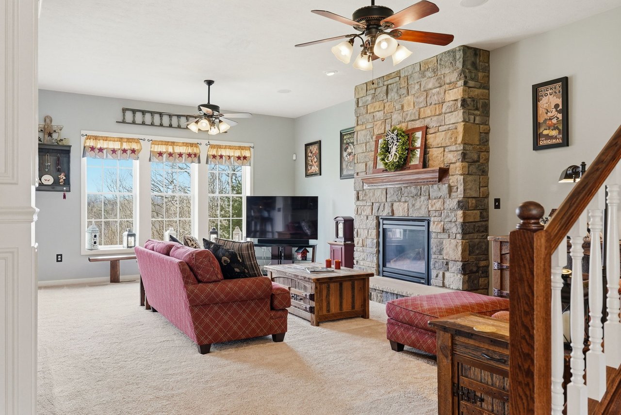 EXCLUSIVE LISTING  -  1234 Newbury Highland