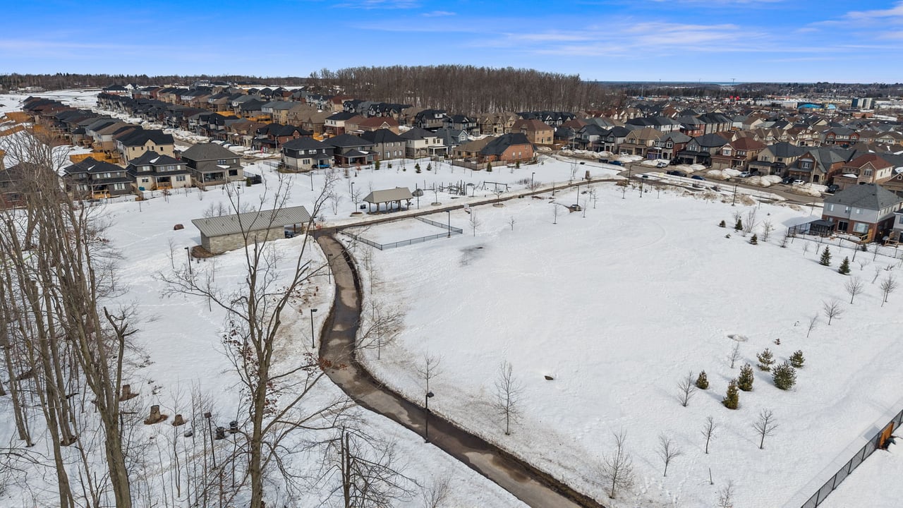 2998 Annalysse Drive, Orillia