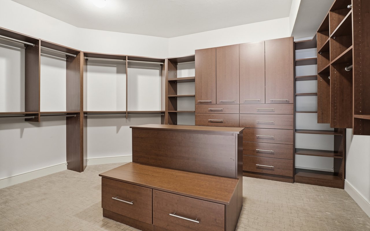 2801 Pennsylvania Ave 105