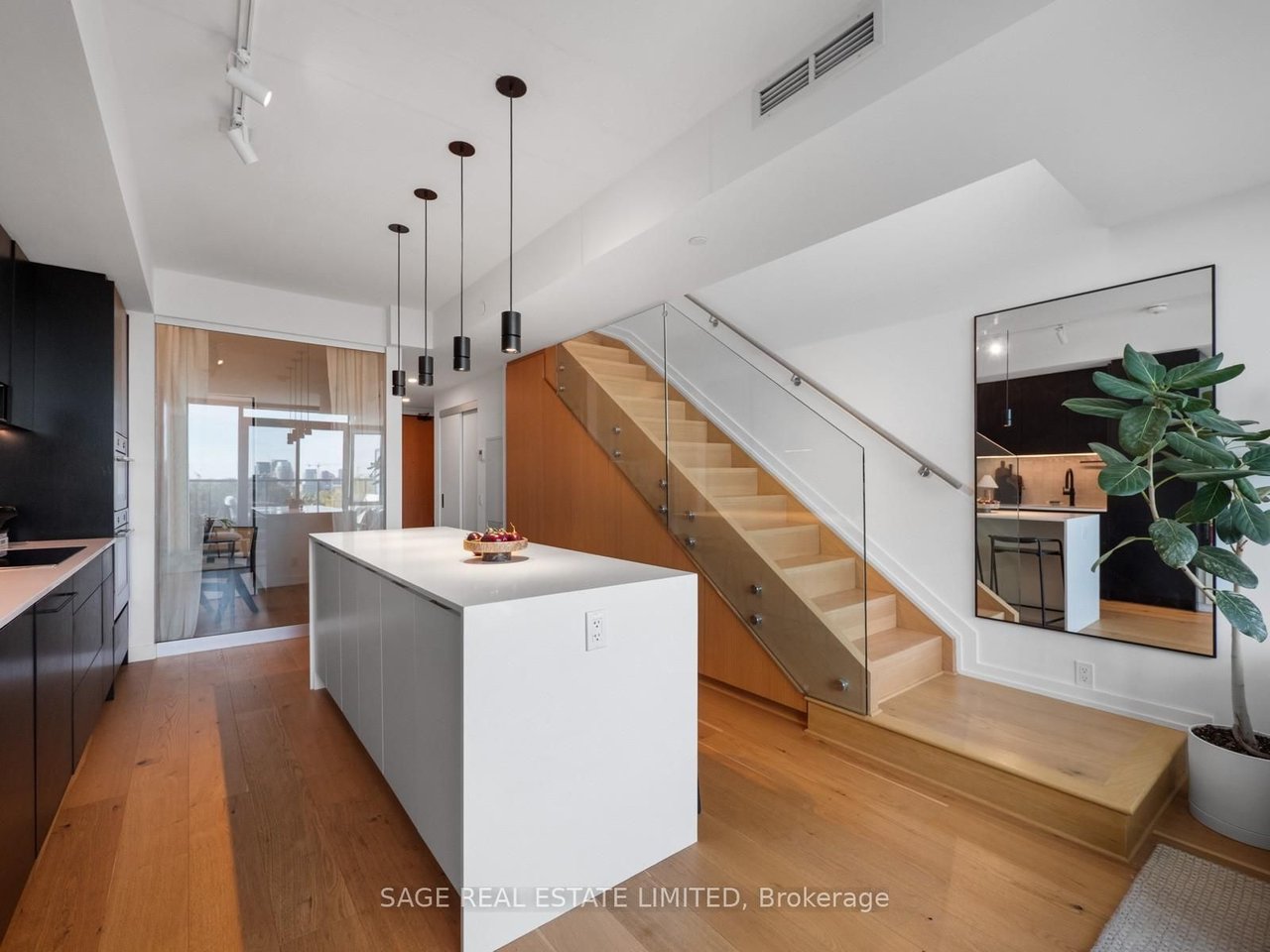 THE CARVALO PENTHOUSE