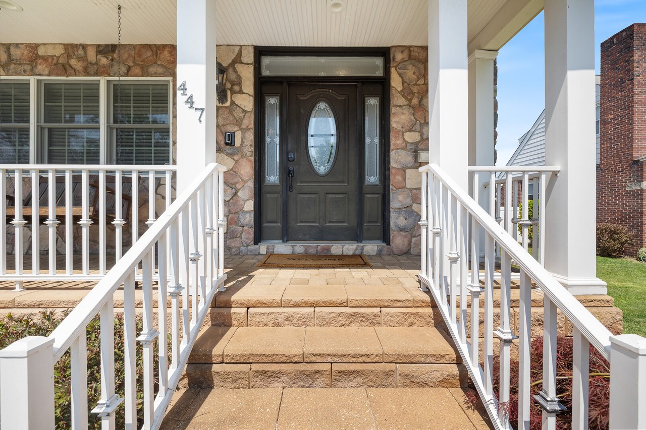 447 Forest Ave