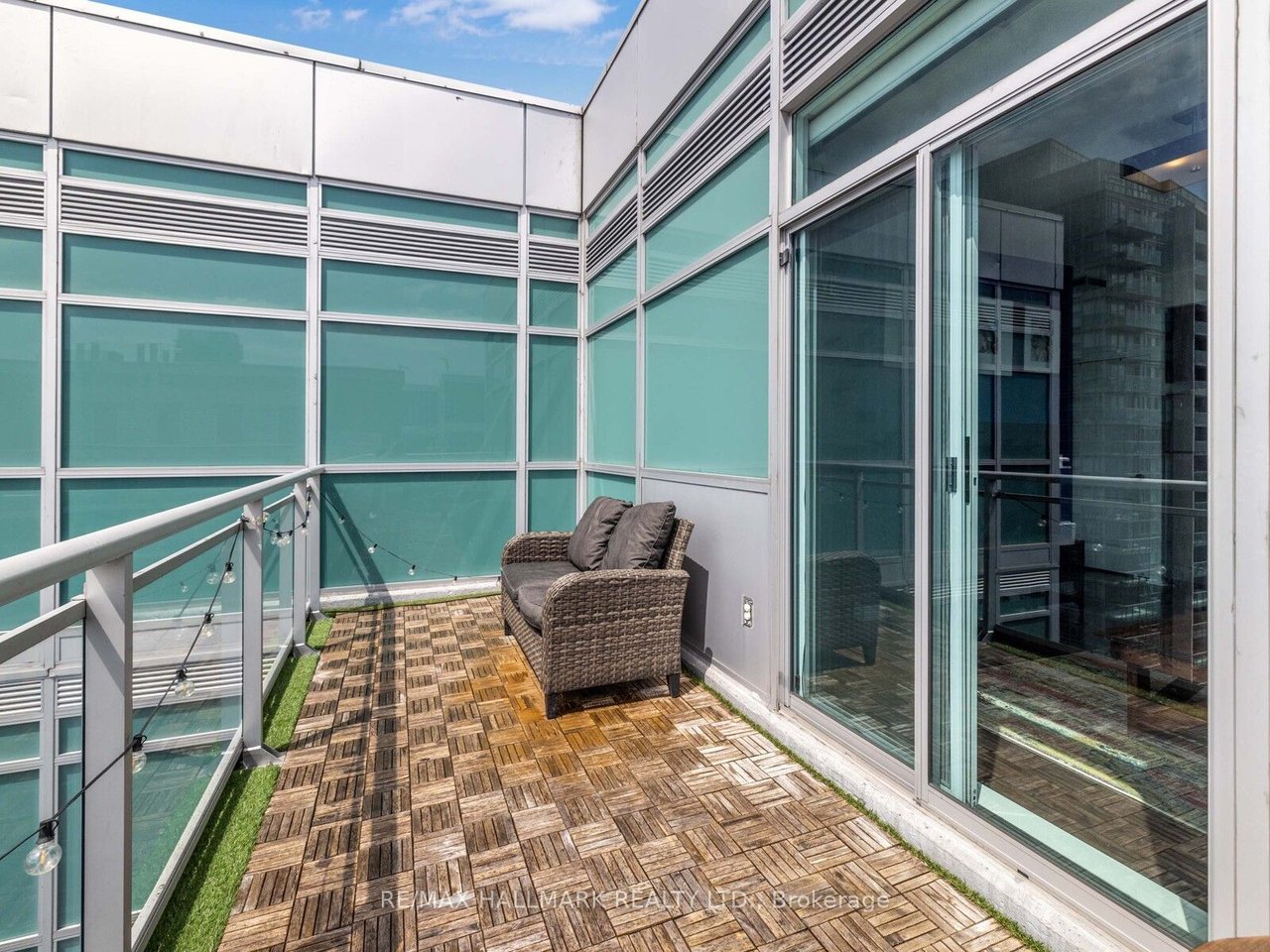 VIBE CONDOS