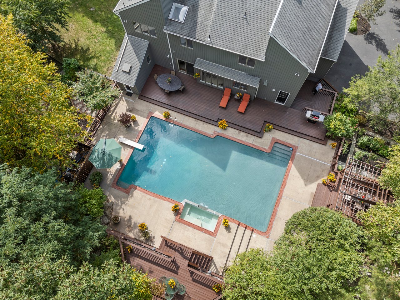 10 South Glen Road