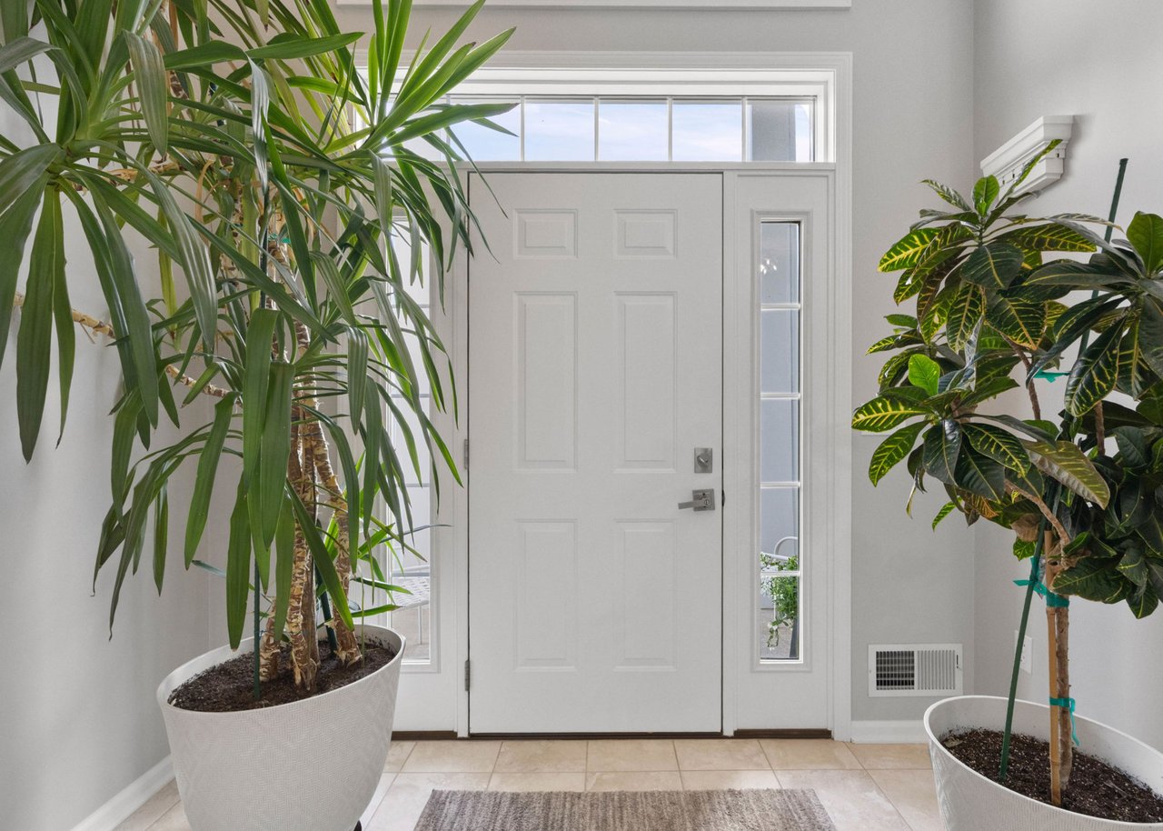 Updated Webster Colonial with Modern Style, Outdoor Living & Cul-De-Sac Location