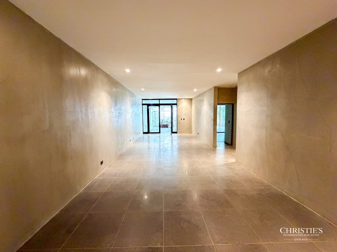 El Moro | Prime Commercial Investment Opportunity in Tamarindo