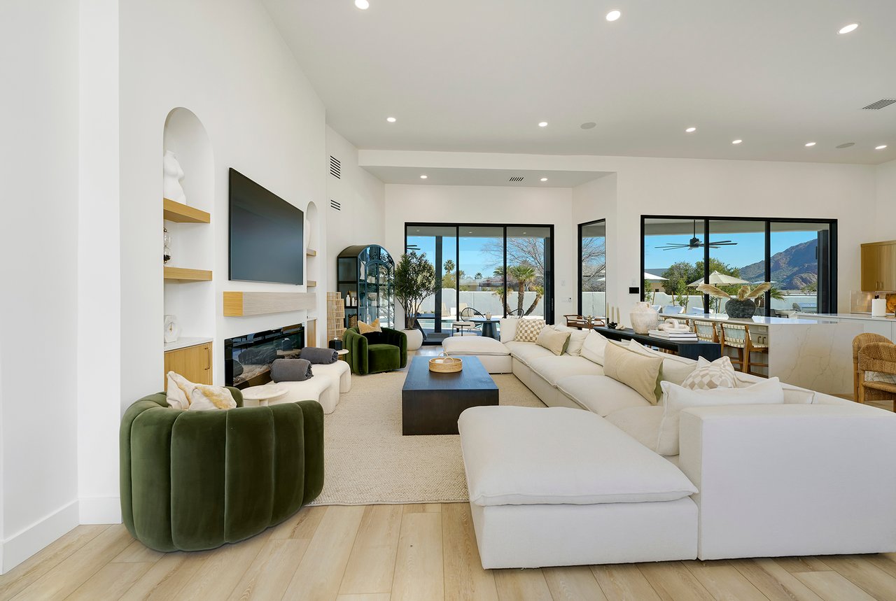 6535 N HILLSIDE Drive