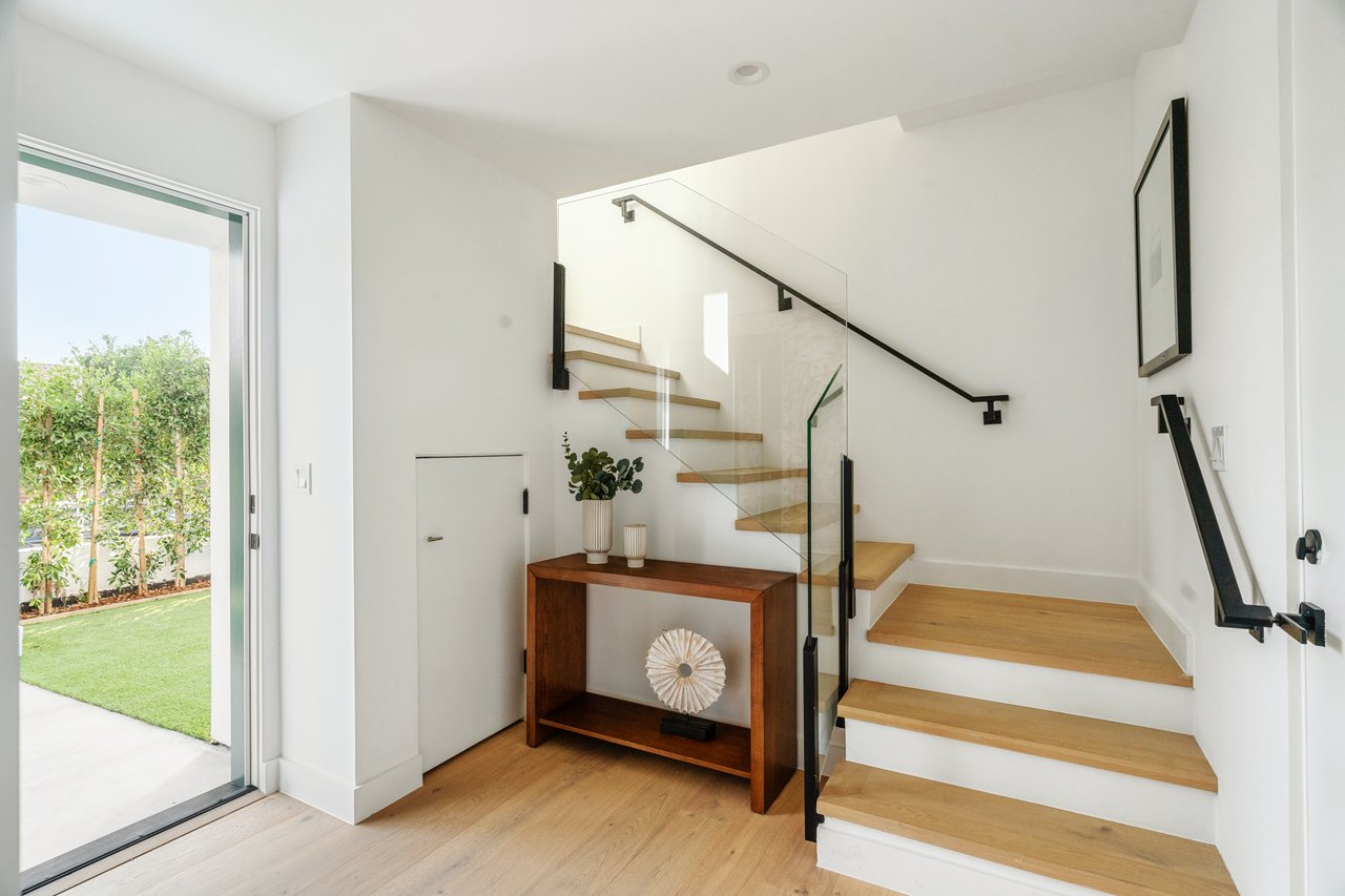 Ambrosia at Hillhurst