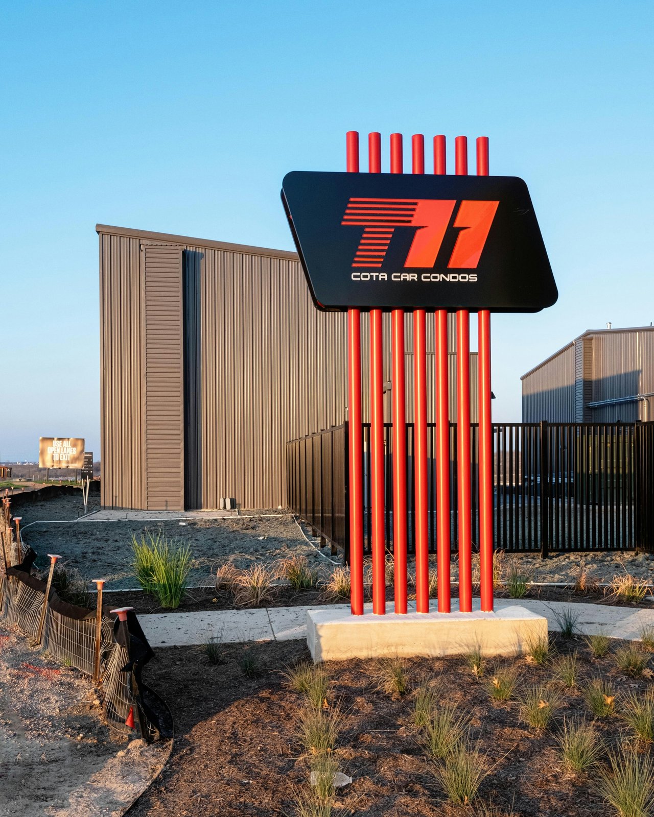T11 Car Condo #75