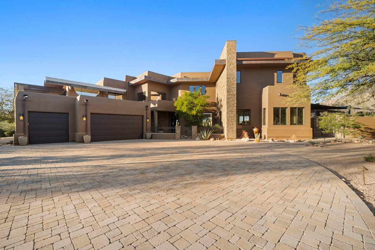 10570 E Pinnacle Peak Road