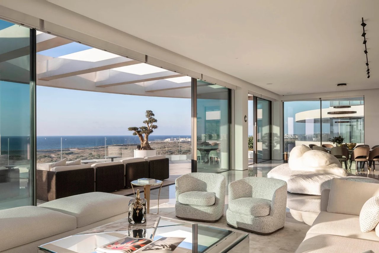 Tel Aviv