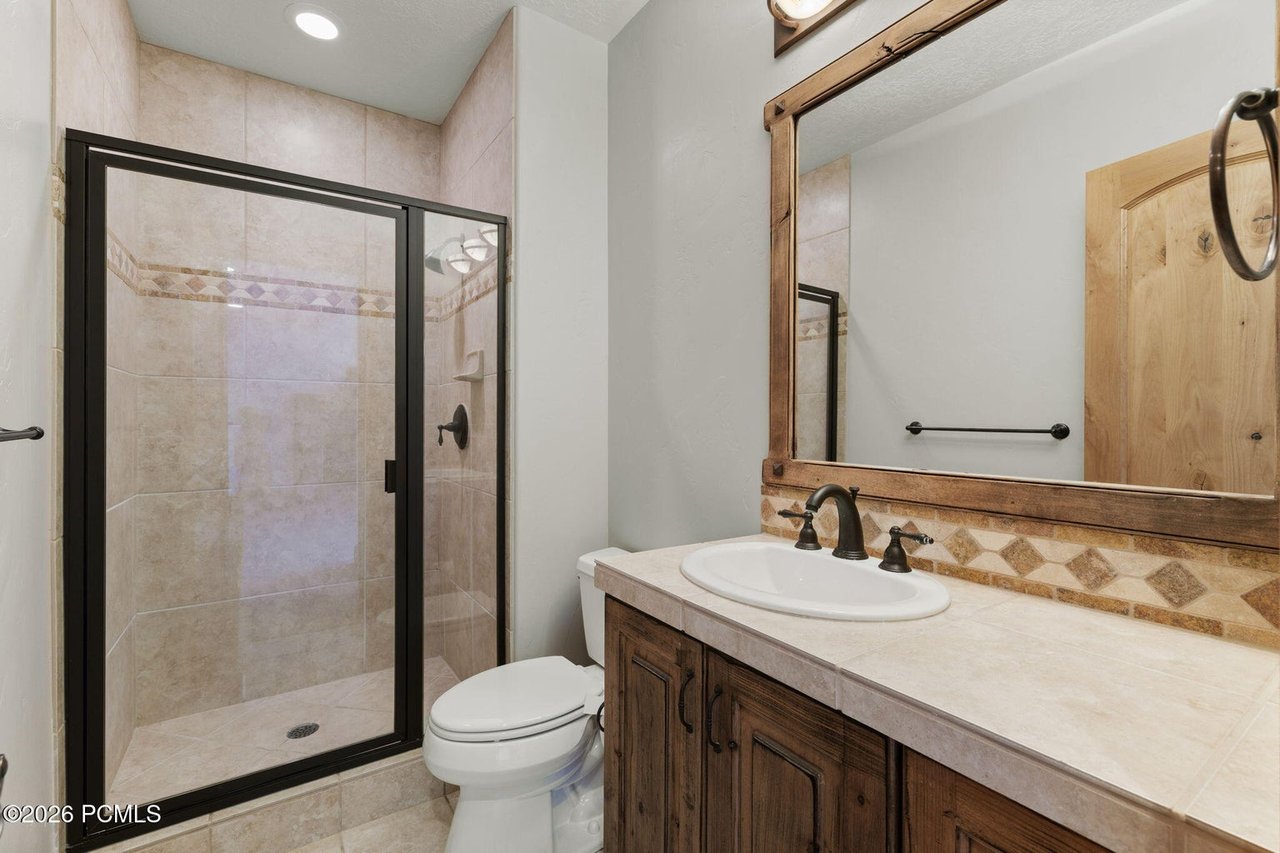 1215 Silver Oak Court 4