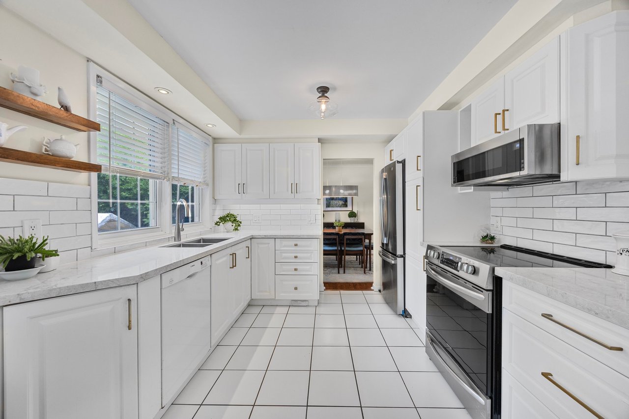 210 Richard Avenue, Newmarket