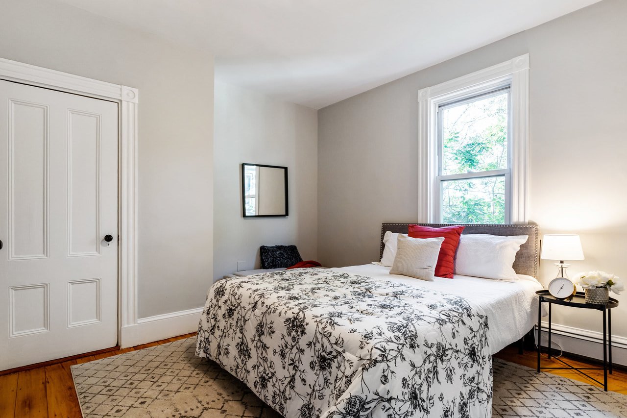 13 Oakdale Street, Unit 2