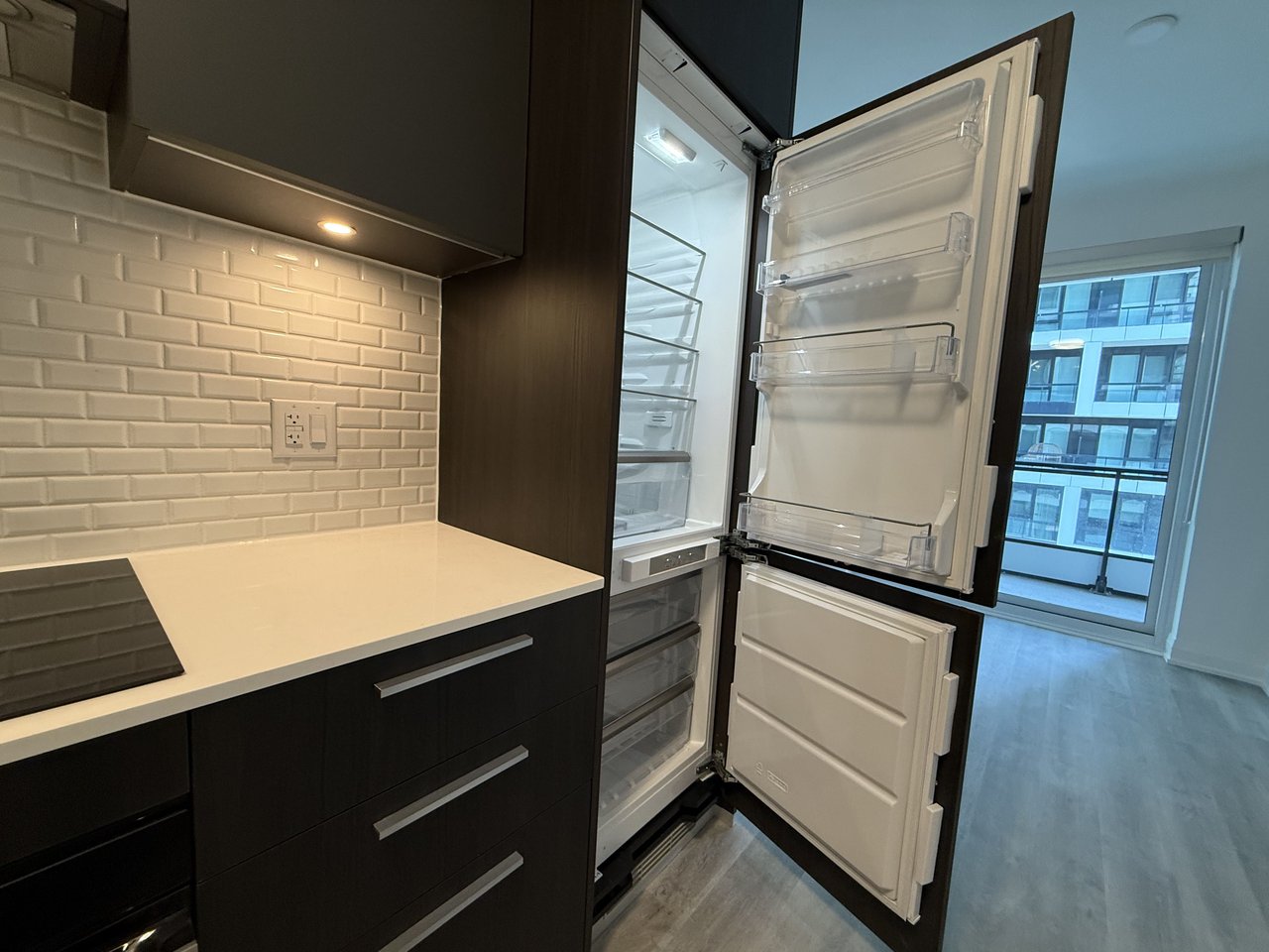 65 Broadway Avenue Unit: 1102